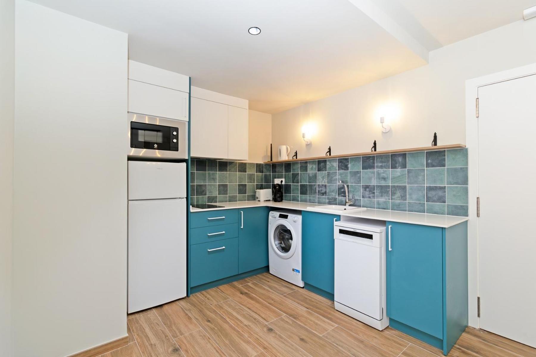 Maritime Apartamentos Puerto Валенсия Стая снимка