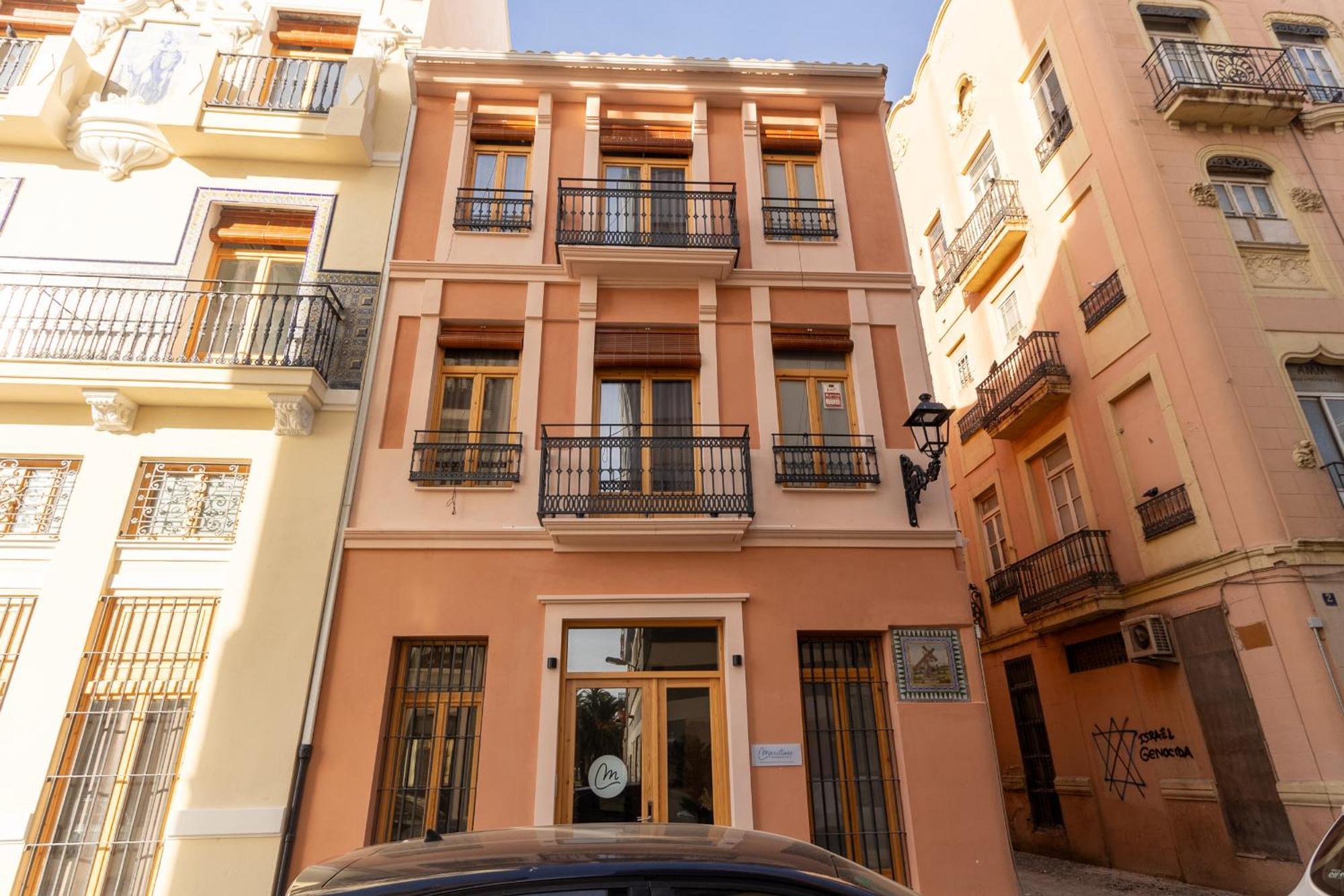 Maritime Apartamentos Puerto Валенсия Екстериор снимка